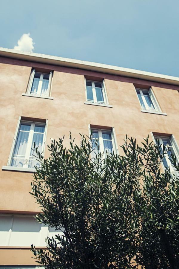 The Old Hotel Ravel Centre Клермон-Феран Екстериор снимка